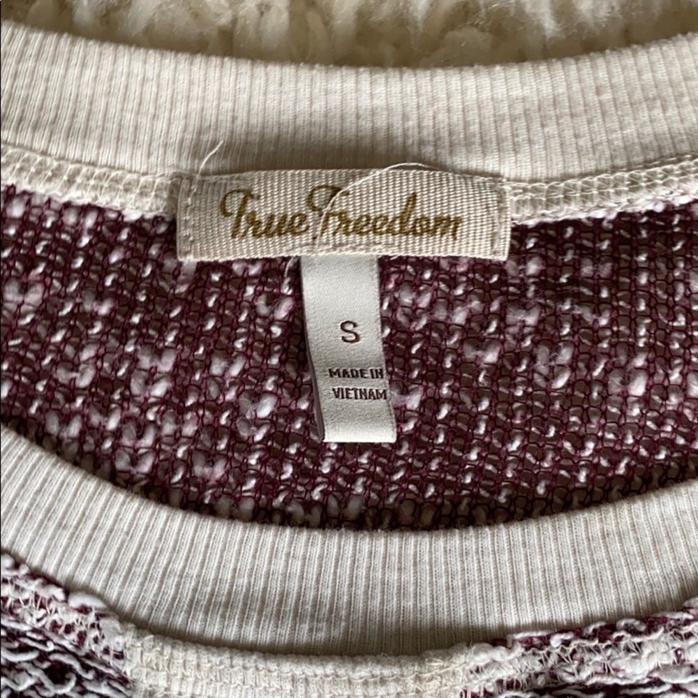 Sweater - Picture 2 of 2